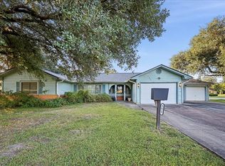 5625 Spencer Dr, Beaumont, TX 77708