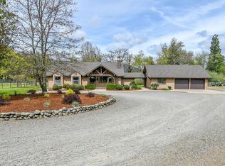 706 Dutcher Creek Rd, Grants Pass, OR 97527