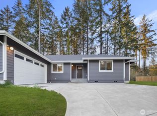 19515 26th Street Ct SW, Lakebay, WA 98349