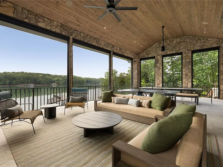 725 Rocky Point Dr — Photo 123