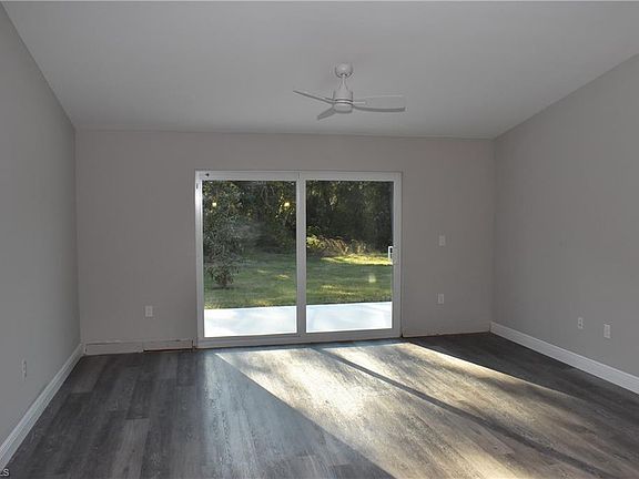 4th image of 3761 Casco Cir