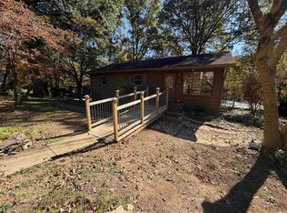 2738 S Leatherwood Rd, Bedford, IN 47421