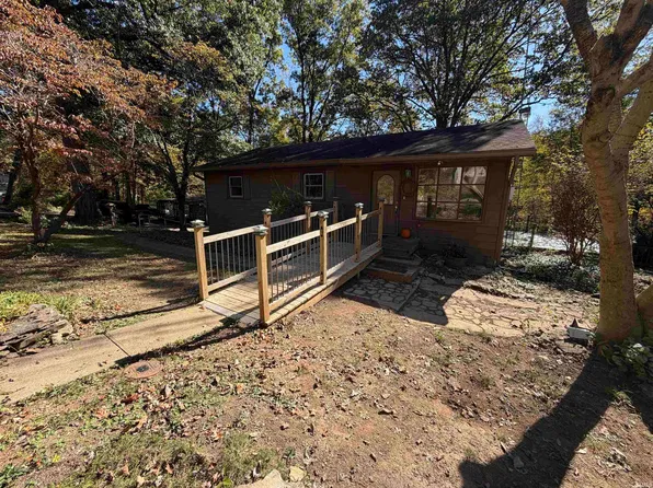 2738 S Leatherwood Rd, Bedford, IN 47421