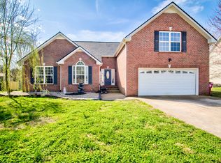 842 Fire Break Dr, Clarksville, TN 37040
