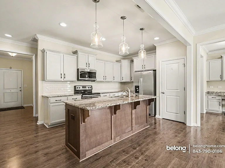 439 Tayberry Ln — Photo 9