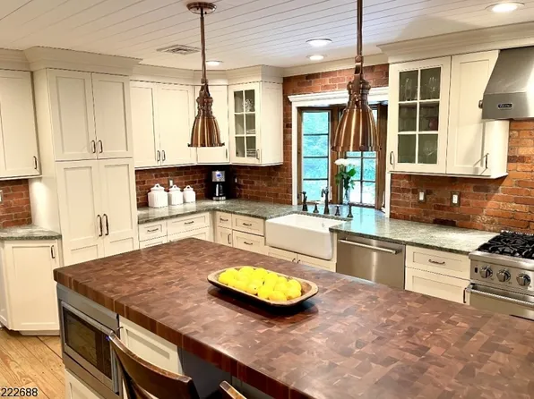 575 Shunpike Rd, Chatham Twp., NJ 07928