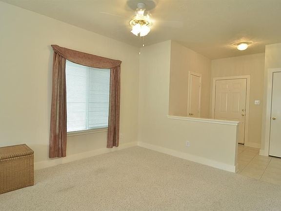 3rd image of 6134 Spruce Bough Ct