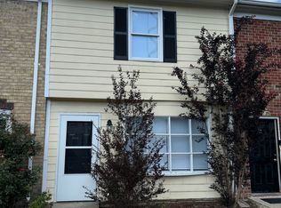 104 Chesterfield Ct APT 14, Greenville, NC 27834