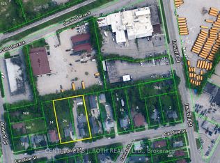26 Caroline St, Barrie, ON L4N 2S3