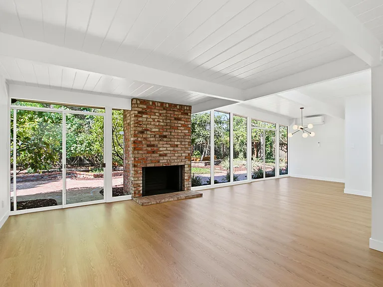 3862 Mumford Pl — Photo 2