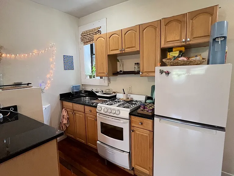 65 Burbank St #24 — Photo 10