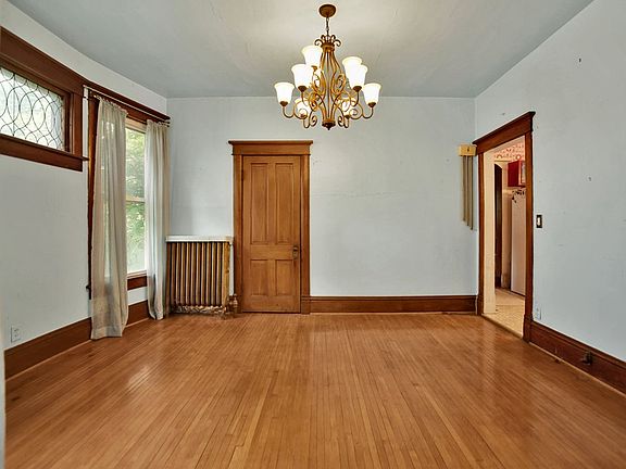 28th image of 15 Germania St