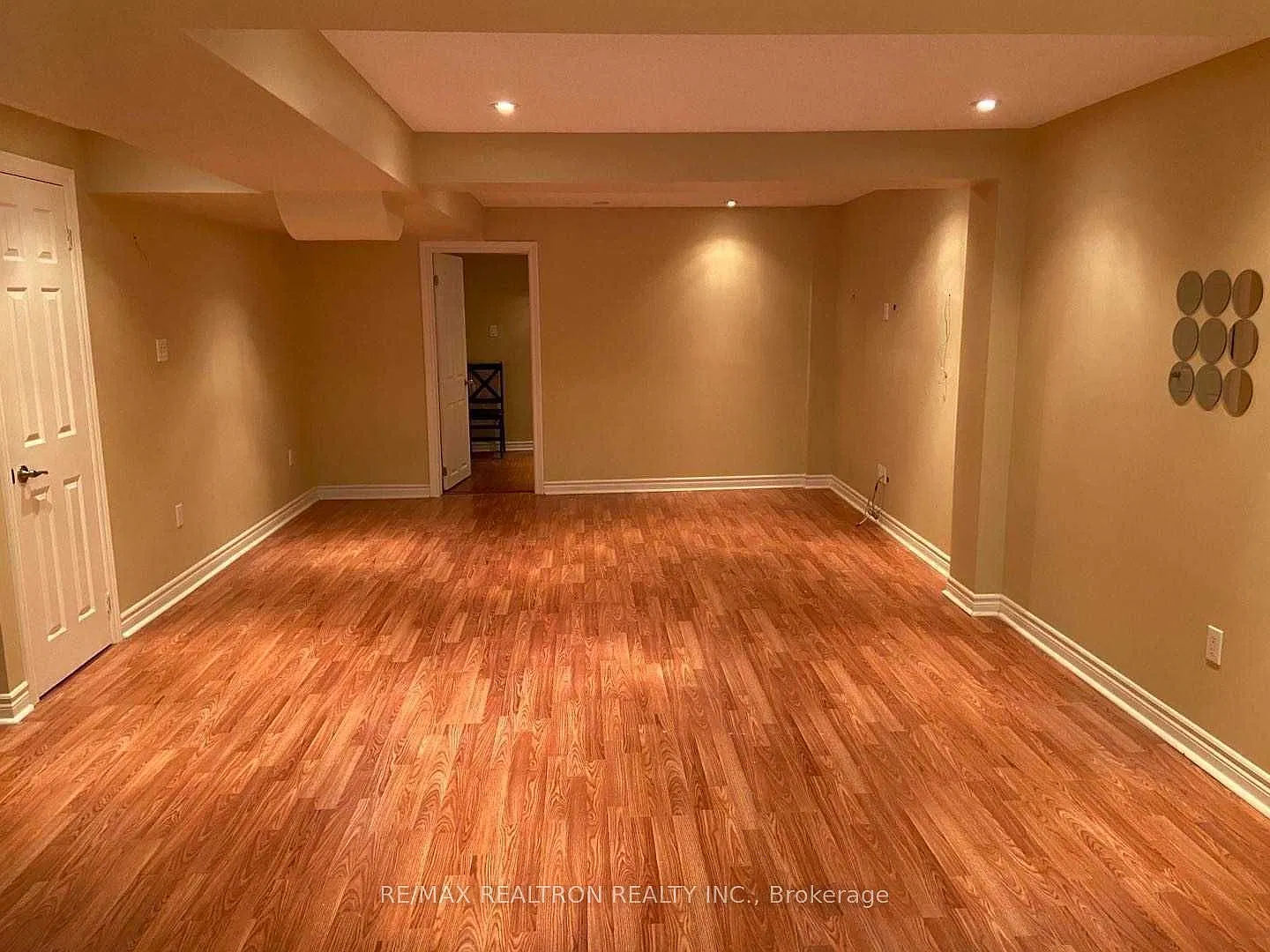 2 bed, $1,650 — Photo 2