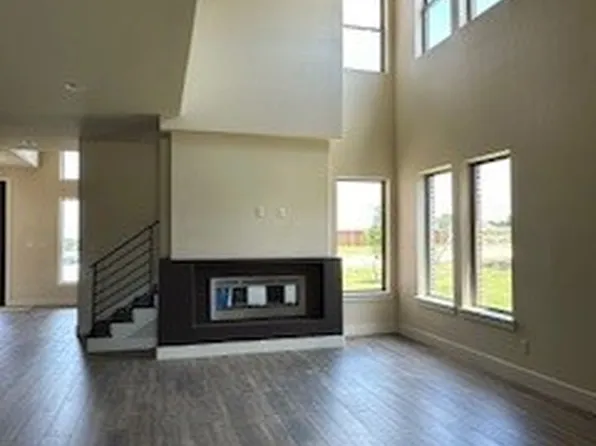 524 Elias St, Desoto, TX 75115