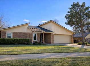 516 Elmcrest Dr, Norman, OK 73071