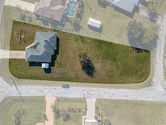 3rd image of 2151 Cogan Dr SE