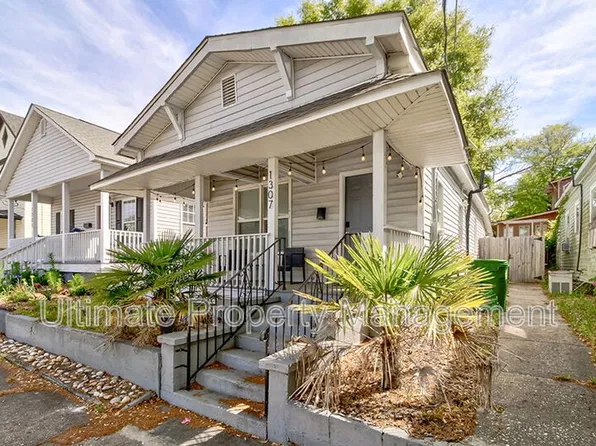 1307 S 3rd St, Wilmington, NC 28401