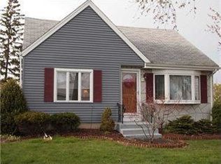 26 Cable St, Buffalo, NY 14223