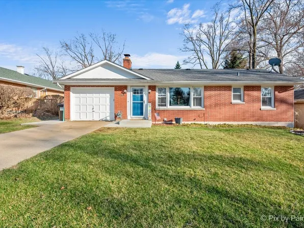 4305 South St, McHenry, IL 60050