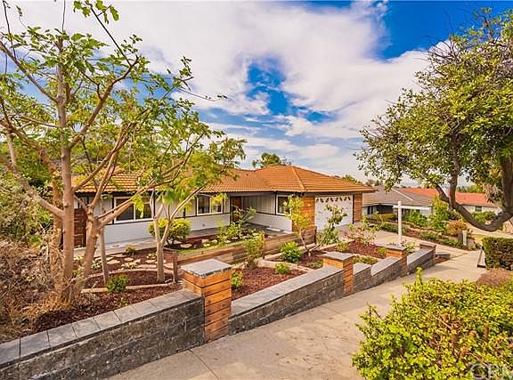 2nd image of 363 S Del Sol Ln