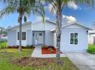 645 Bay Lake Trl, Oldsmar, FL 34677
