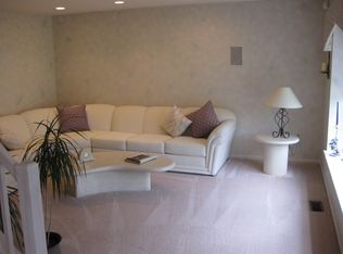 3 Brompton Ct, Cherry Hill, NJ 08003