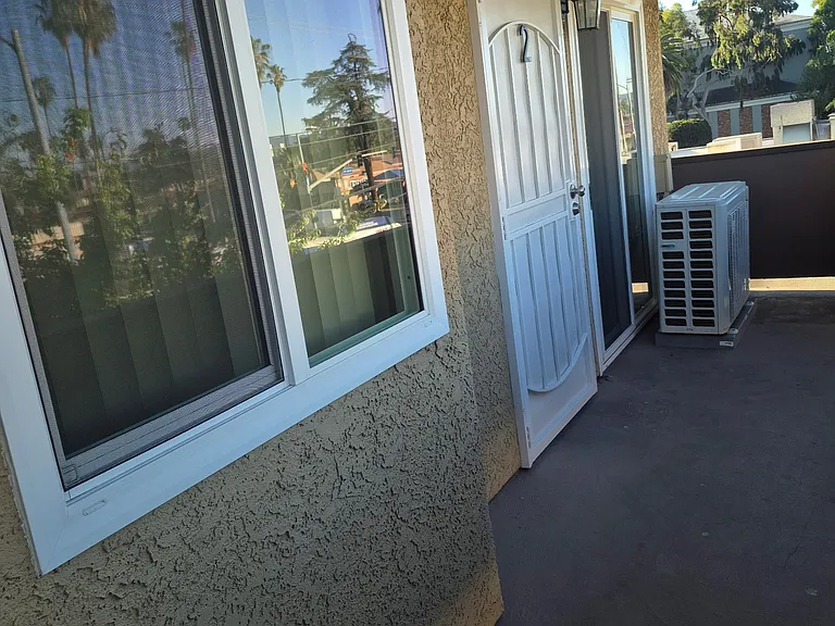 14831 Sherman Way #2 — Photo 4