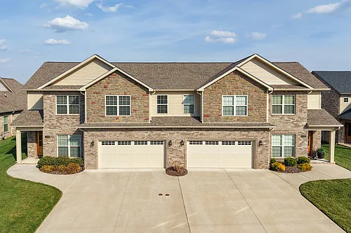 1081 Veridian Dr Photo 1