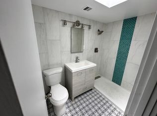 379 N Glen Cir, Palm Springs, CA 92262
