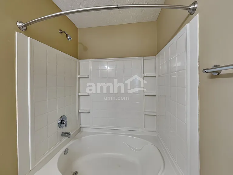 5824 Twin Rivers Ln — Photo 11