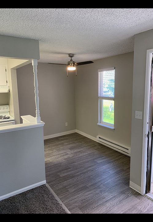 2nd image of 1218 W Main #1212
