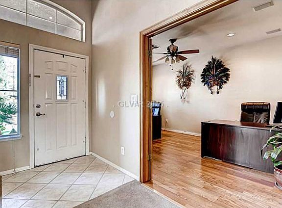 4th image of 2071 E Camero Ave