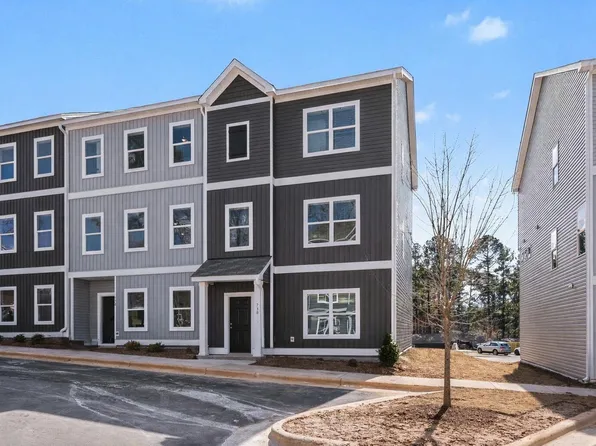 730 Orchard Vista Cir, Raleigh, NC 27606