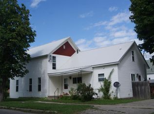 521 Pine St, Cheboygan, MI 49721