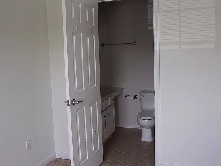 8139 Summerside Cir — Photo 14