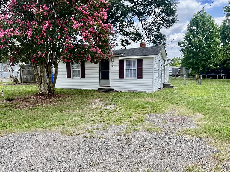 817 State St — Photo 18
