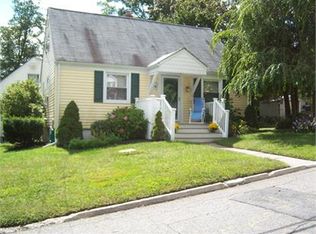 15 Mountain Rd, Rockaway, NJ 07866