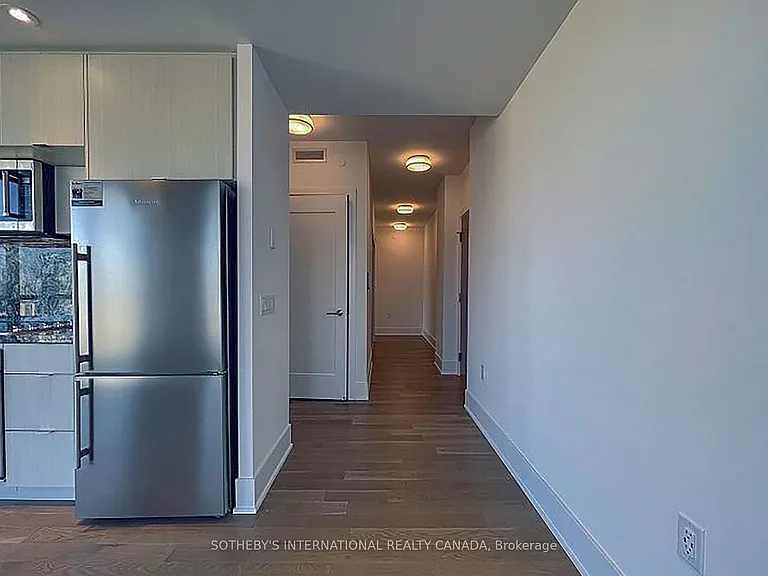 585 Bloor St E #4022 — Photo 5