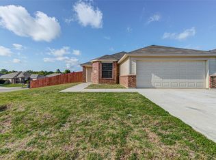5101 Glen Eden Dr, Fort Worth, TX 76119