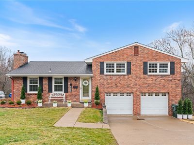 4855 S Emblem Dr, Pittsburgh, PA, 15236