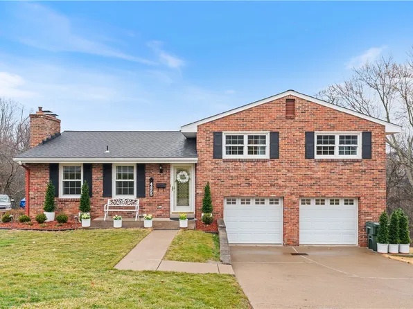 4855 S Emblem Dr, Pittsburgh, PA 15236