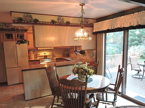 5th image of 2731 Del Mar Dr