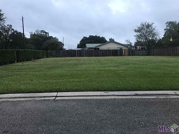 2nd image of 12528 Plantation Creek Dr Lot 1