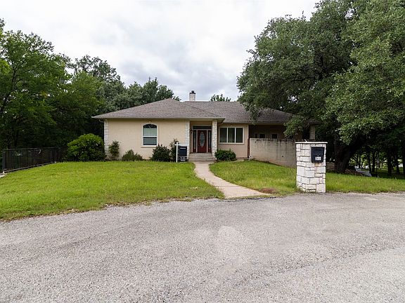 3rd image of 8510 Linden Ct