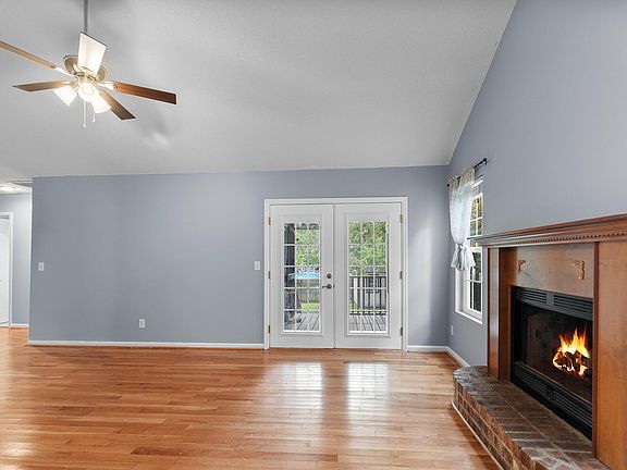 5th image of 3996 Lavender Ln