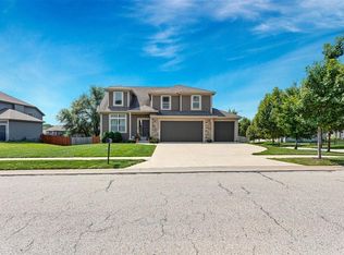 19645 W 120th Ter, Olathe, KS 66061