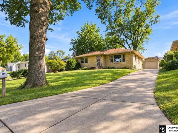 4025 J St, Lincoln, NE 68510