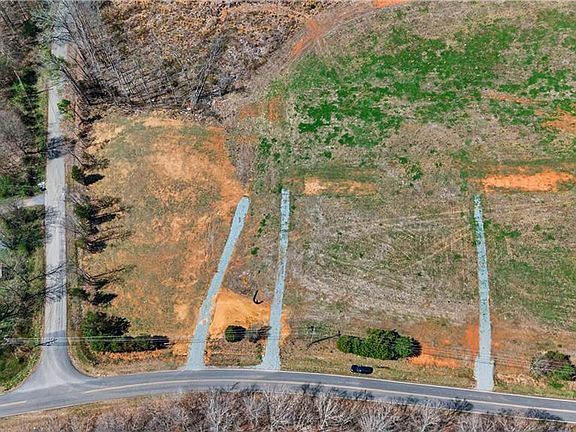 3rd image of LOT 1 Thayer Rd