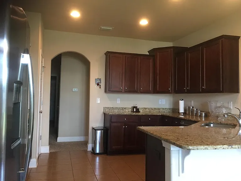 8095 Vane Ct — Photo 2