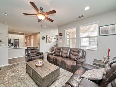 16001 Chase Rd Unit 96, Fontana, CA, 92336